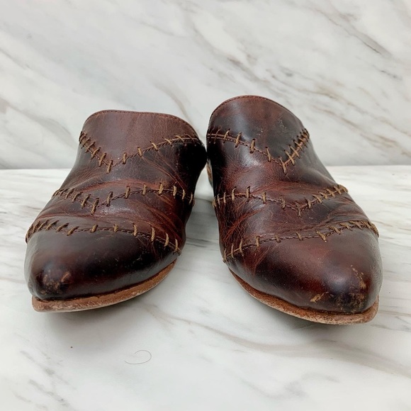 Freebird By Steven Distressed Nola Brown Leather Mules - Picture 3 of 5